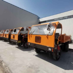 隨車挖運(yùn)輸車